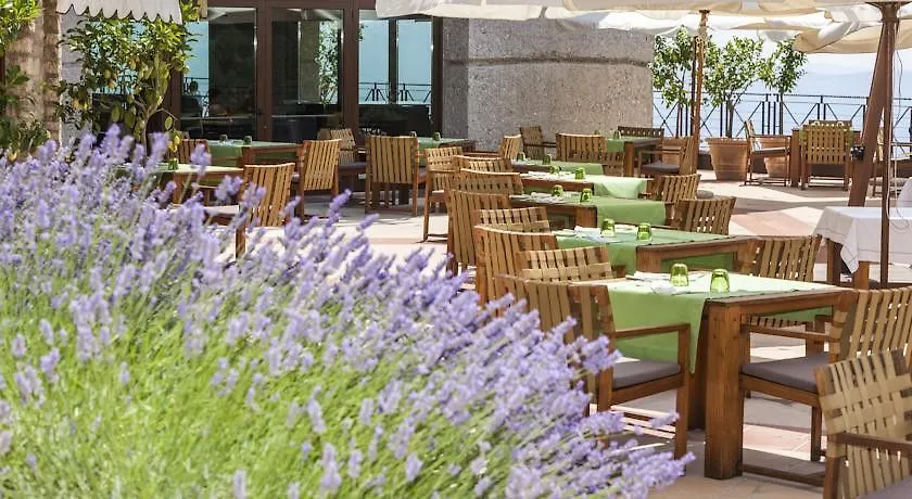 Lefay Resort & Spa Lago Di Garda Gargnano Italy